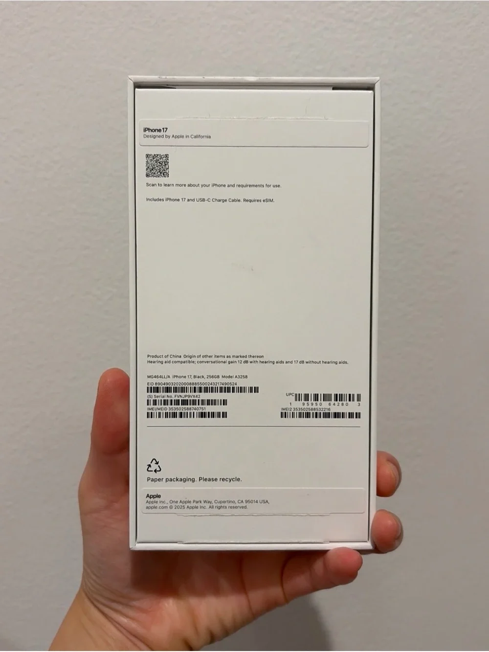 Apple iPhone 17 - Black - Box Only